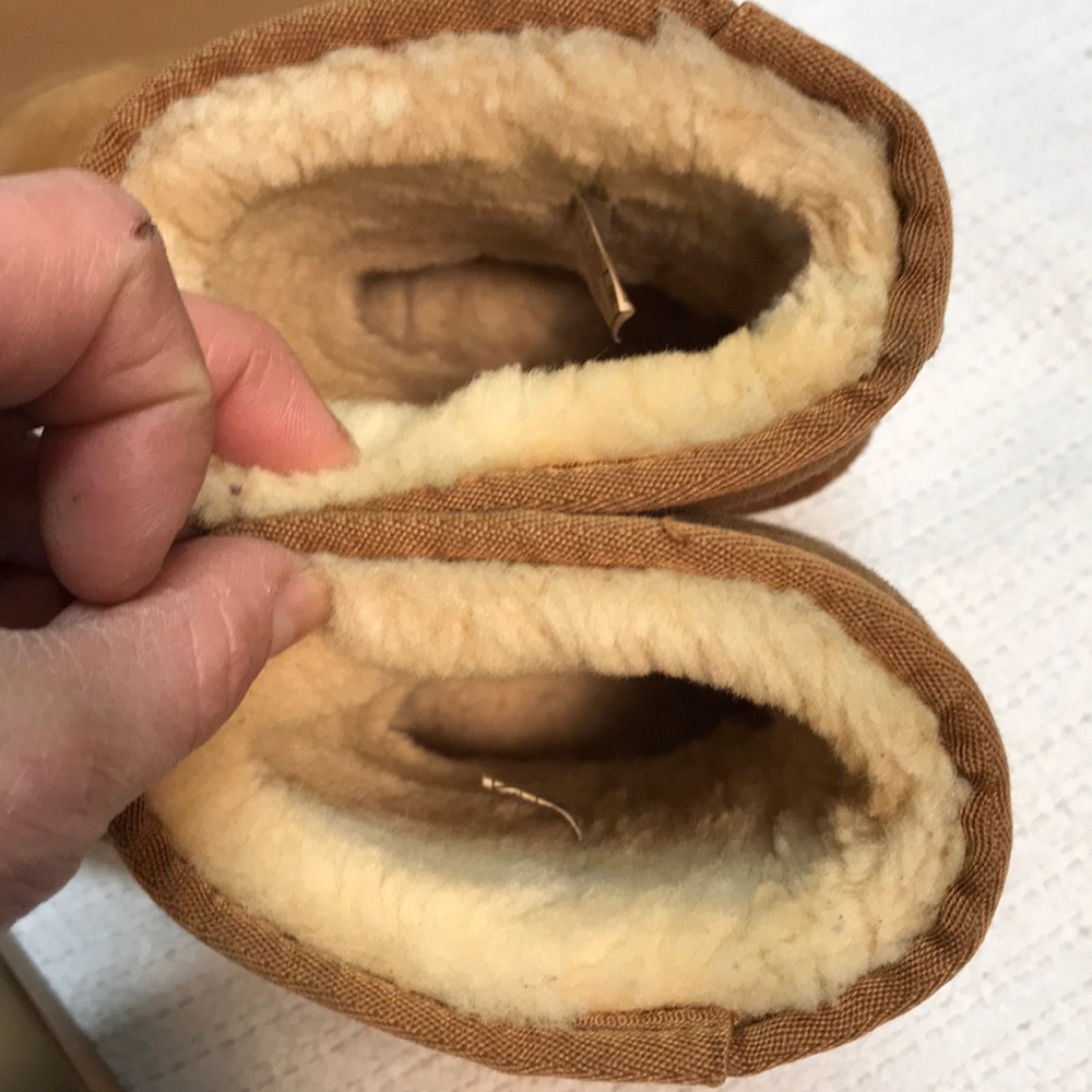 Chestnut UGGs - Picture 6 of 8